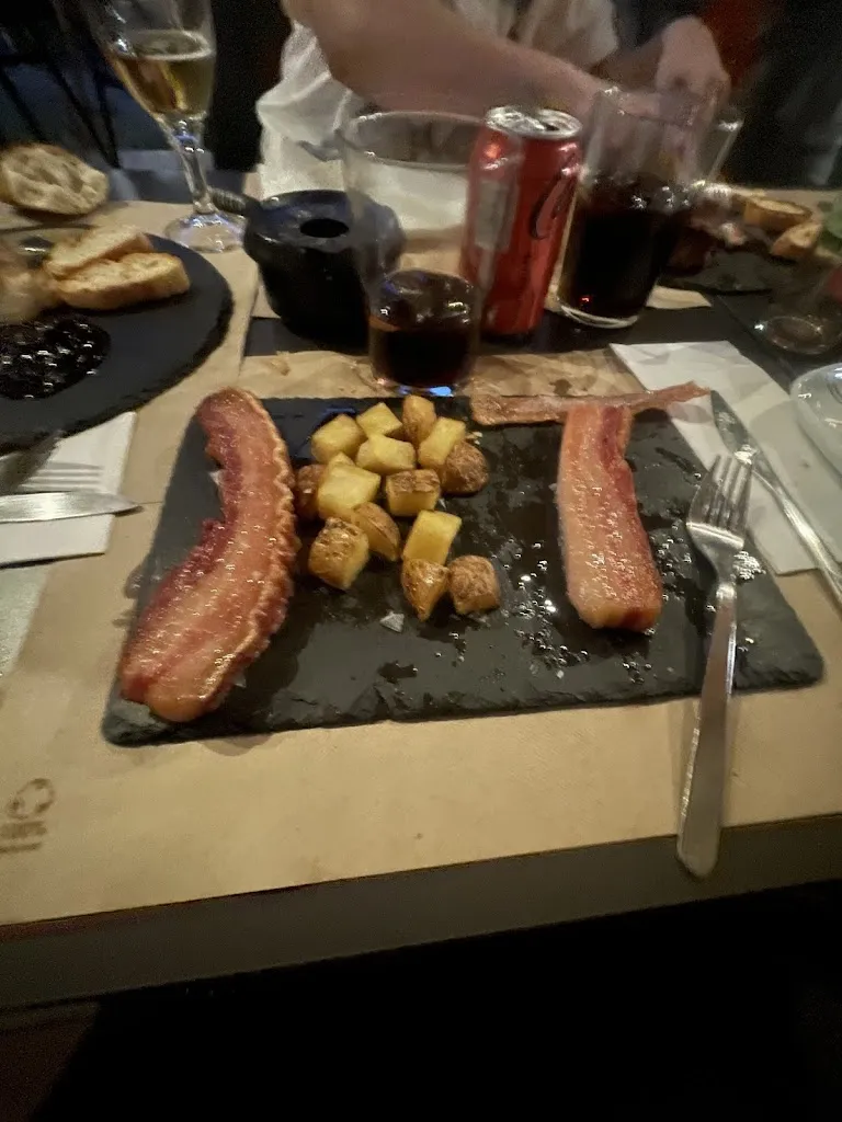 Simón Duclerc_Restaurante Carolina Camping Riaza_Alconada de Maderuelo_review