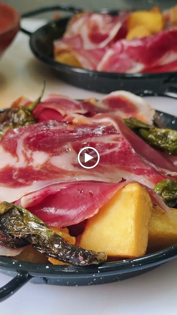 Restaurante Carolina Camping Riaza_Alconada de Maderuelo_slider_image_2