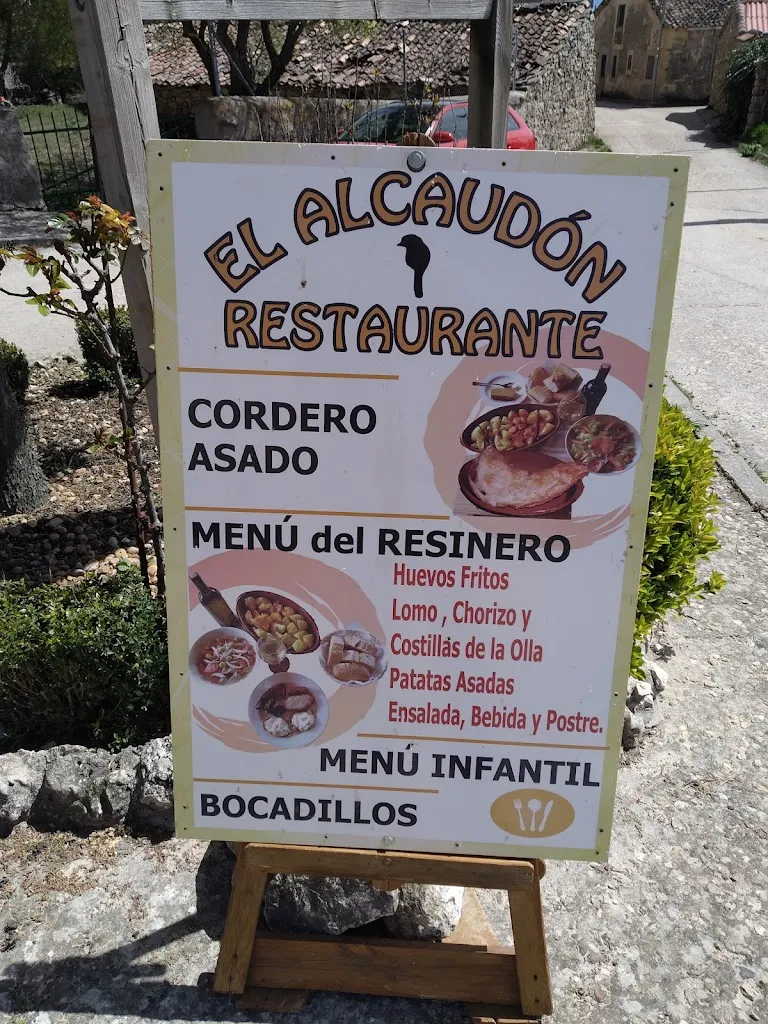 Menu_Asador El Alcaudón_Aldealengua de Santa María_image_1