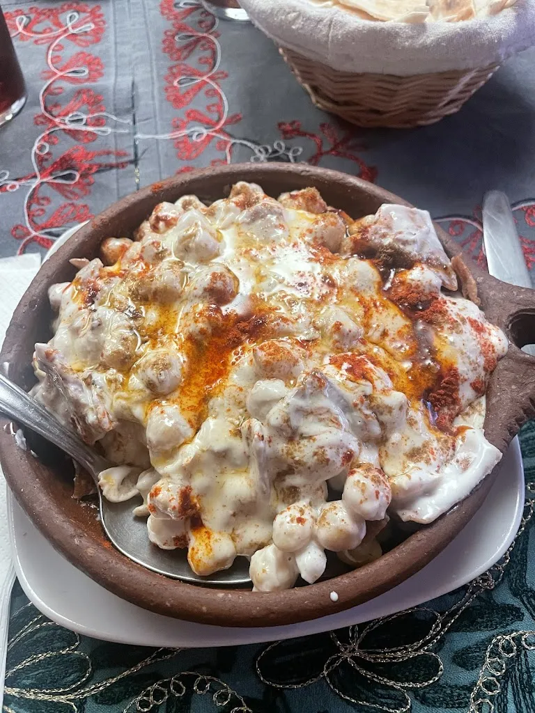 Arine_Tuma_Aldealengua de Santa María_review