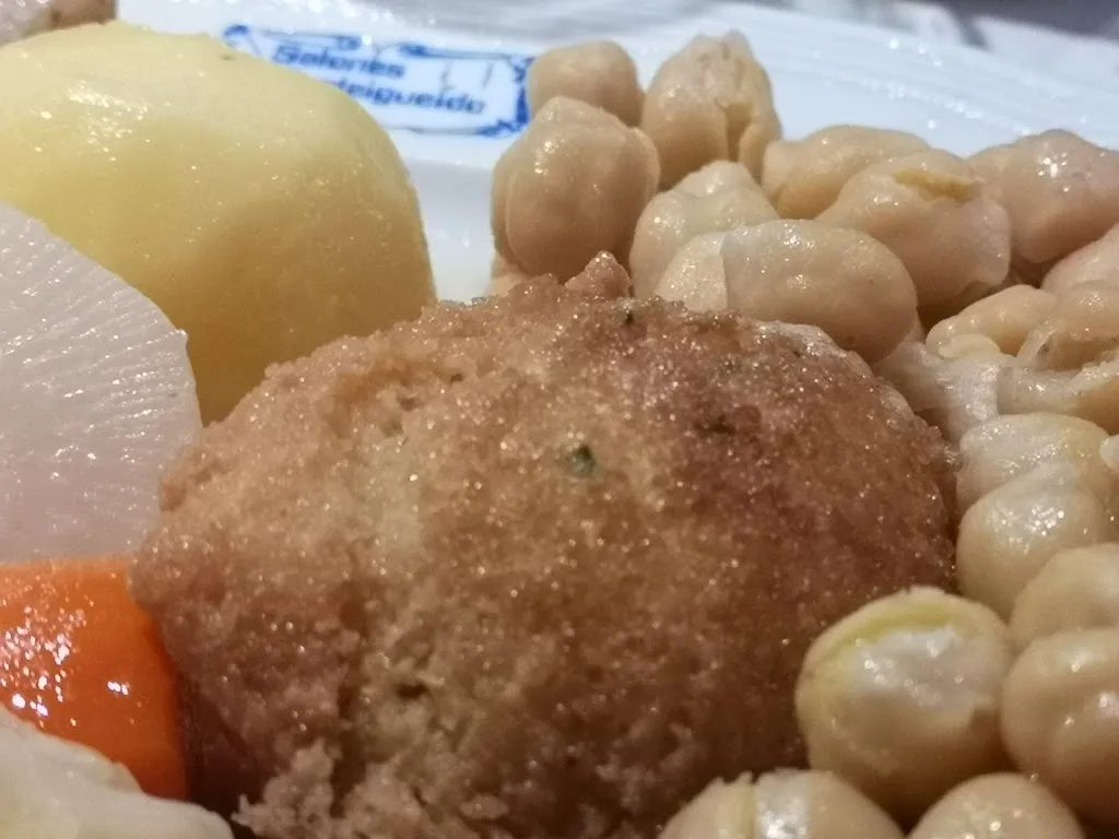 Bar-Restaurante Monte Igueldo_Aldeanueva de la Serrezuela_slider_image_3