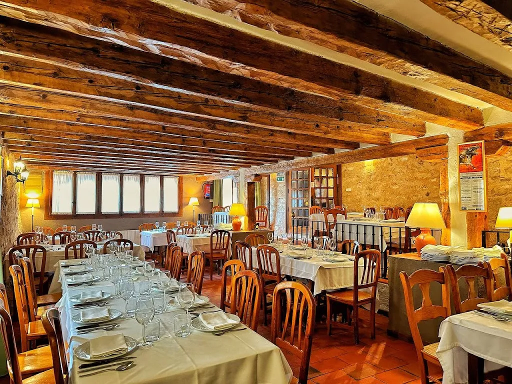 Restaurante El Soportal Pedraza_Aldealengua de Pedraza_slider_image_1
