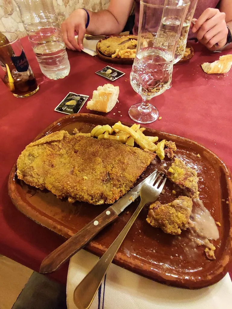 Jose Manuel Sanchez Melero_Bar El Parque_Aldeasoña_review