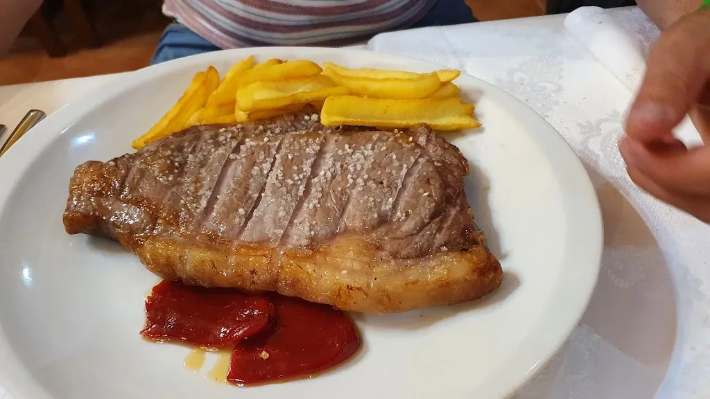 Mesón Asador La Bodega_Aldeasoña_slider_image_3