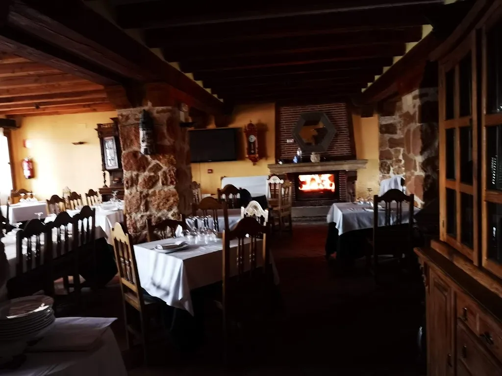 Restaurante Bar La Cerca, Horno de Leña restaurant in Arcones