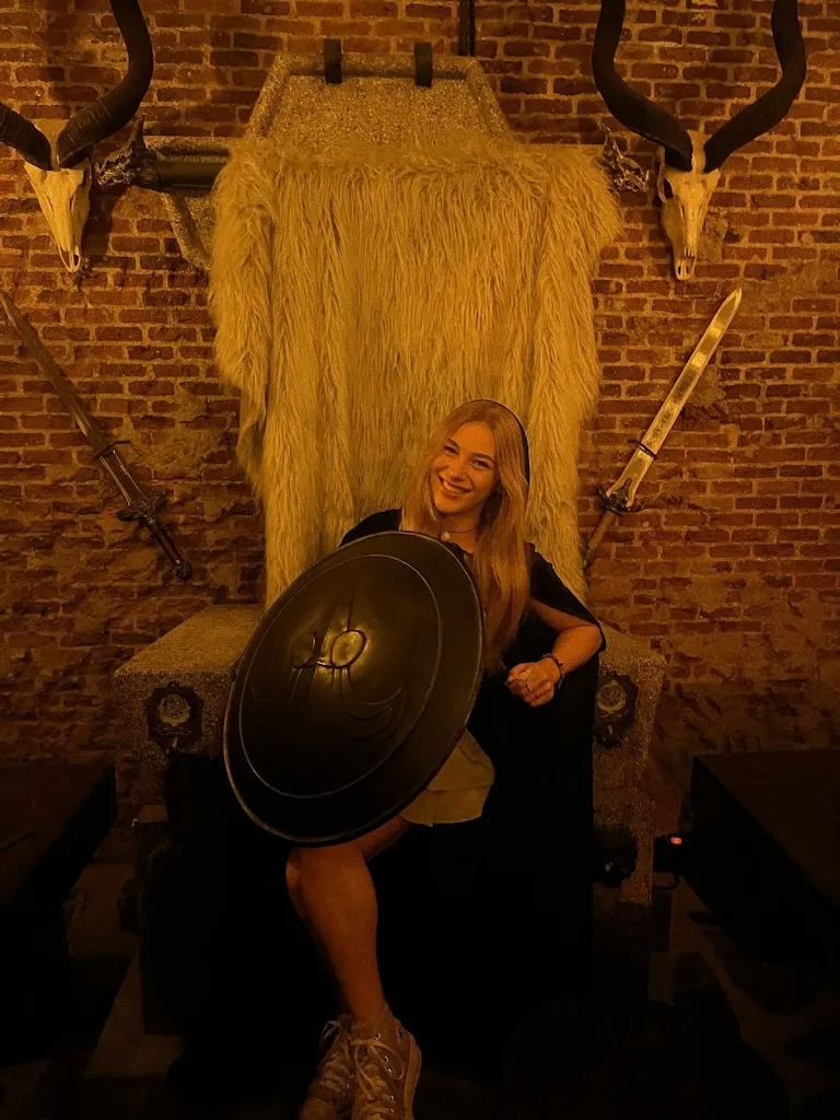 alara yurtoglu_Madrid Medieval_Bernardos_review