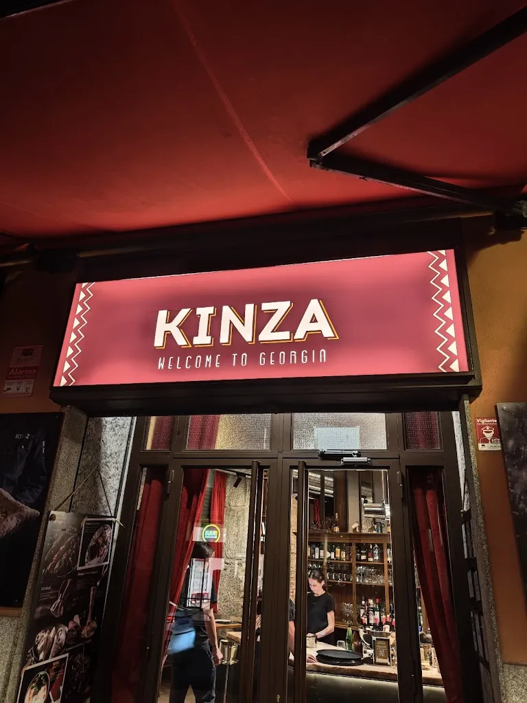 Kinza_Bernardos_slider_image_3