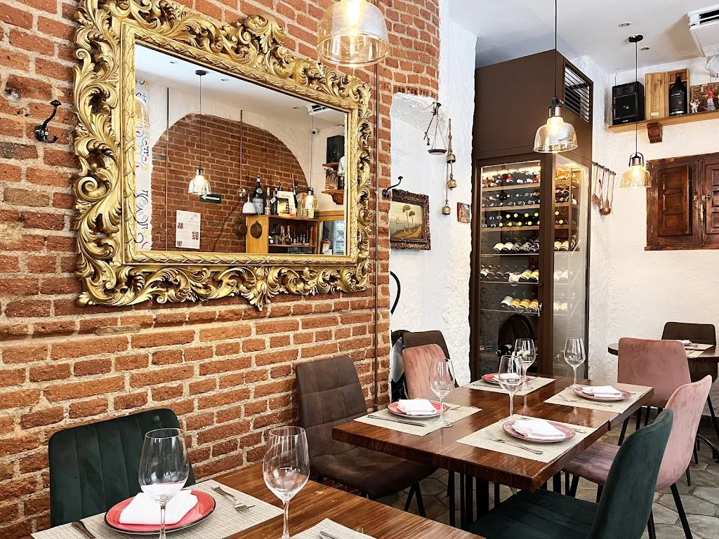 Luna Rossa ristorante a Bernardos