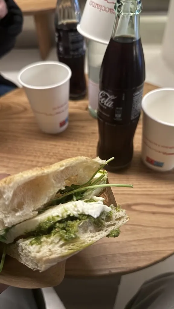 Em Alaryani_focacciamo_Bernardos_recensione