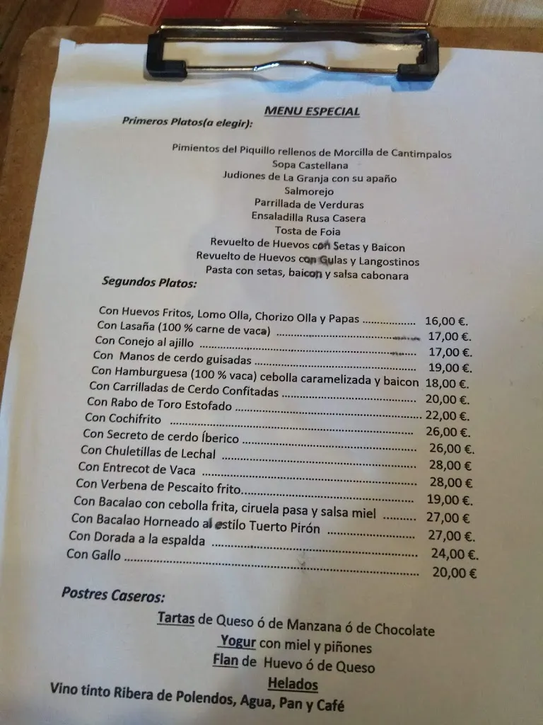 Menu_Bar-restaurante El Rincón Del Tuerto Pirón_Cabañas de Polendos_image_3