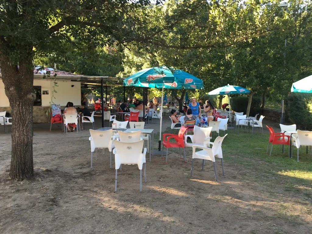 Chiringuito LA PESQUERONA_Cabezuela_slider_image_1