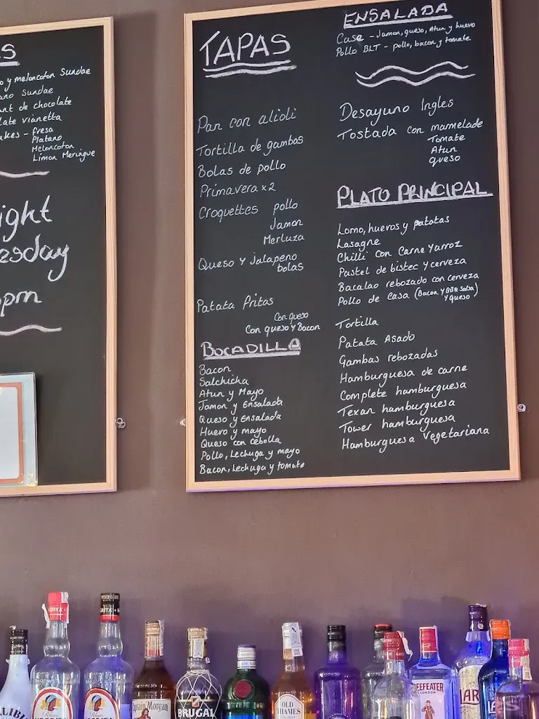 Menu_Charlotte's Bar & Restaurant_Albox_image_1