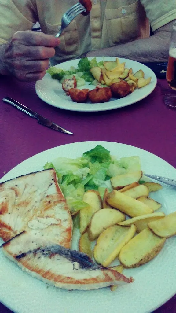 Ana L._Bar Frontón Cantalejo_Cantalejo_review