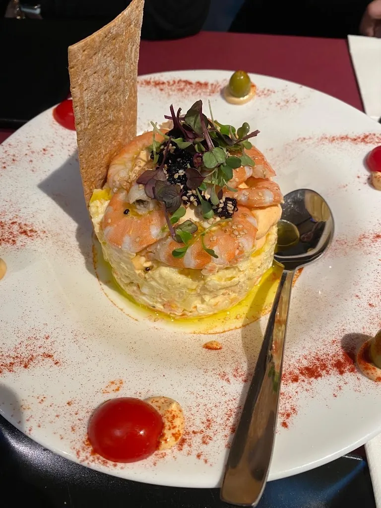 Gabri Moreno_Bar restaurante BUQUÉ_Bercial_review