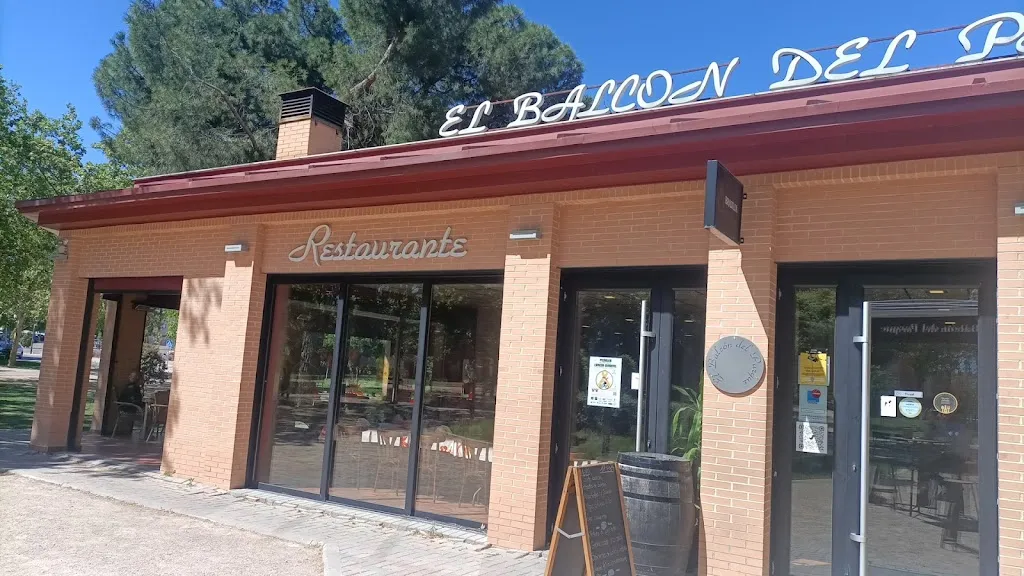 Restaurante El Balcón del Parque_Bercial_slider_image_1