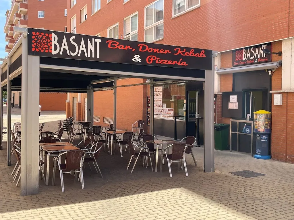 Basant Doner Kebab & Pizzería restaurant in Bercial