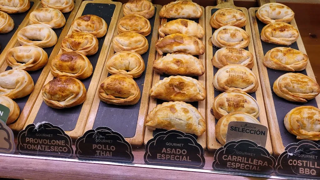 Leyla Blanco_Empanadas Malvón_Bercial_review