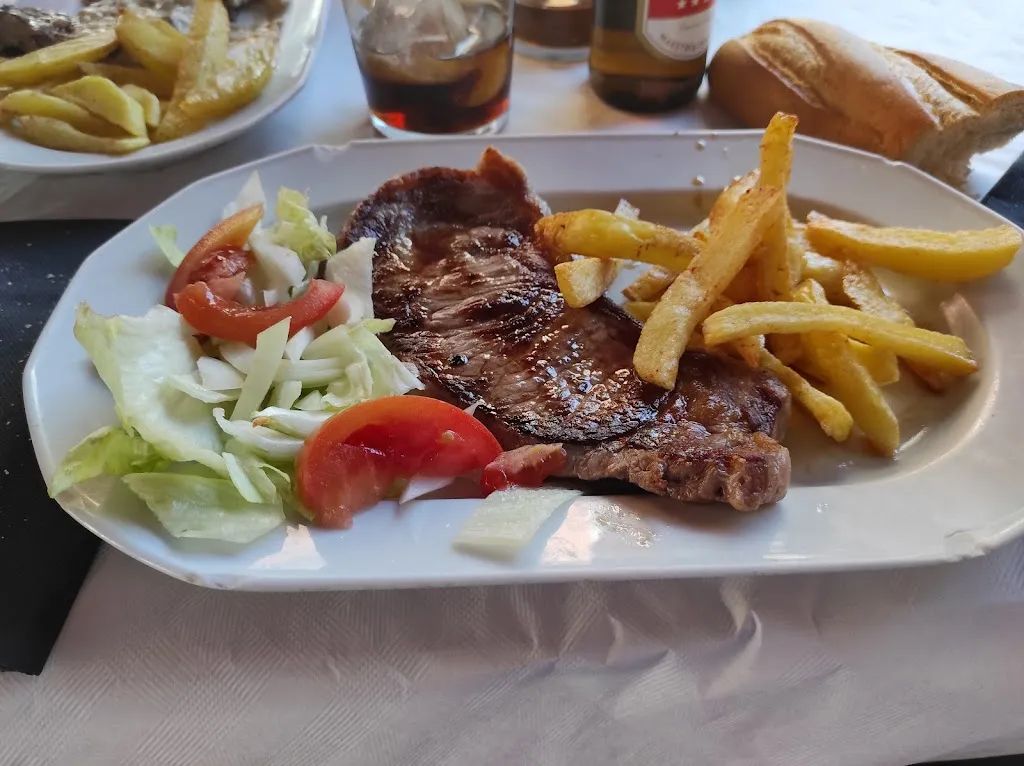 Bar Restaurante El Rincón del Abuelo restaurant in Bercial