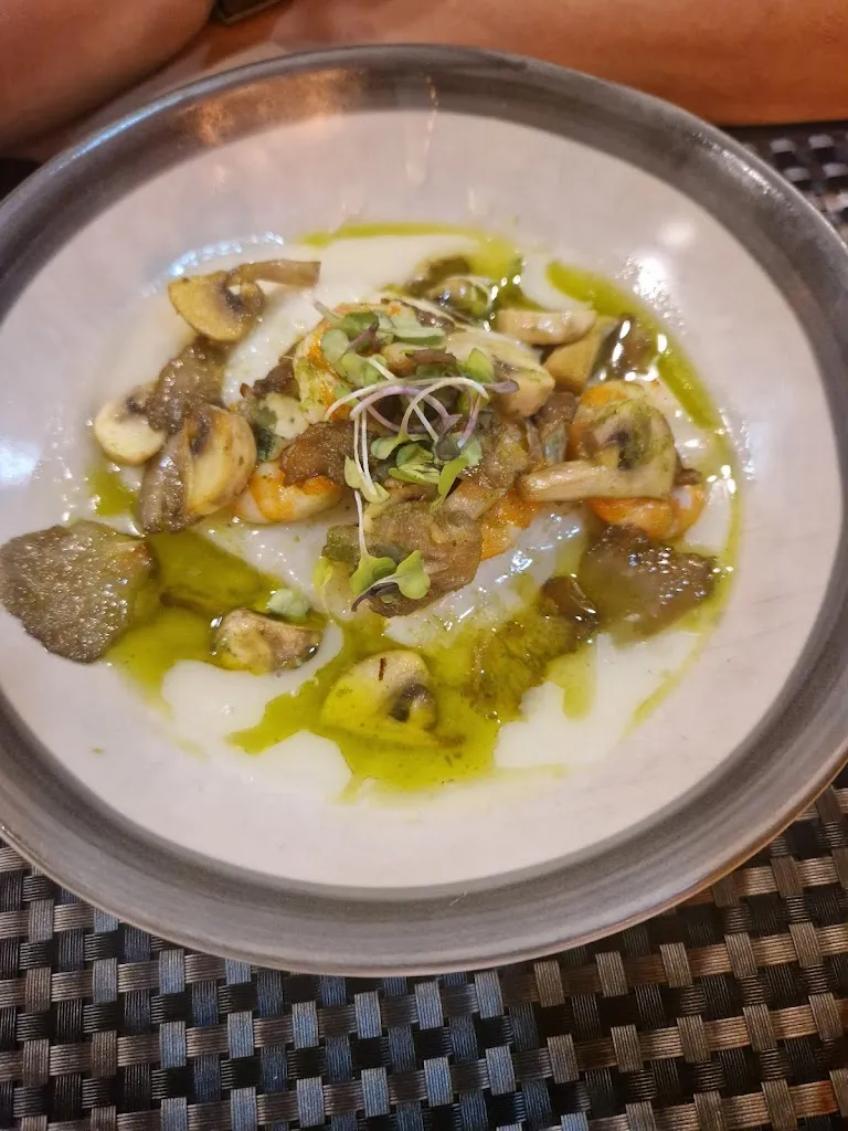 x cc_Restaurante Gastrobar Pintxopote_Bercial_review