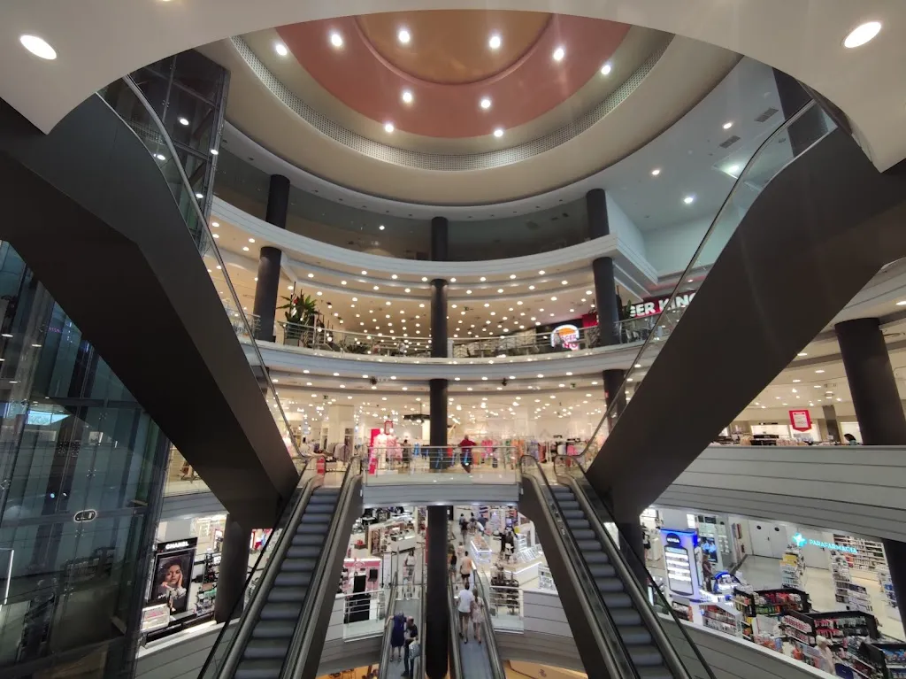 Centro Comercial El Bercial_Bercial_slider_image_3