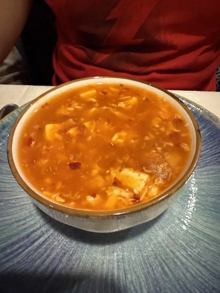 Noah B_Restaurante Asiático Tokio_Bercial_review