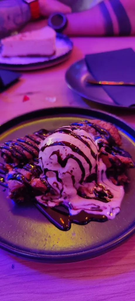 Menu_Celestial Urban Burgers_Bercial_image_6