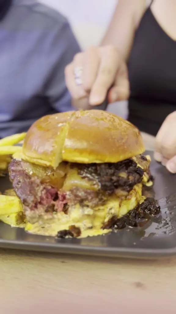 Celestial Urban Burgers_Bercial_slider_image_2