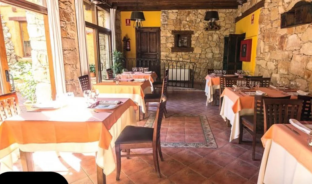 Carmen S Godoy_El Rincon De Las Hoces_Carrascal del Río_review