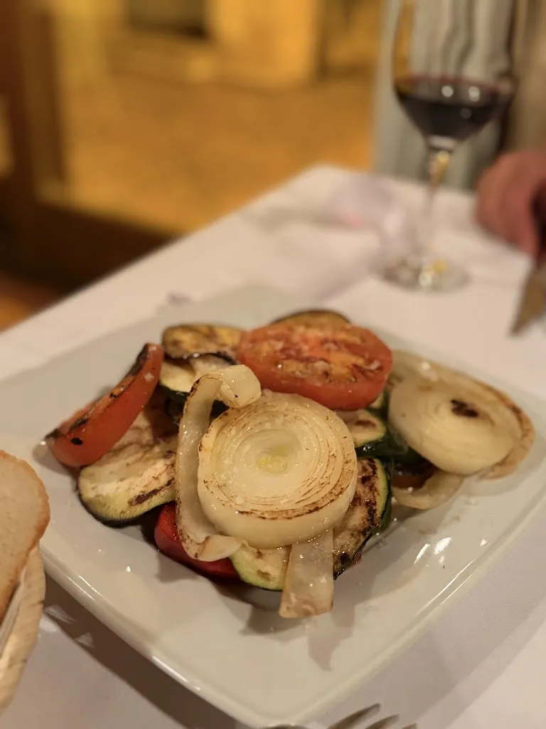 Larisa Paraschiv_El Rincon De Las Hoces_Carrascal del Río_review