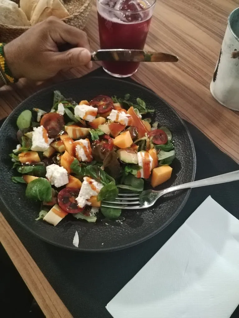 Daniel Oriz_Bar La Mari_Carrascal del Río_review