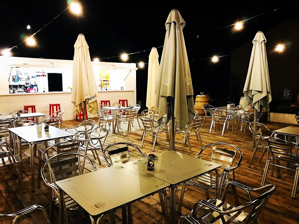 Chiringuito La Mari restaurant in Carrascal del Río