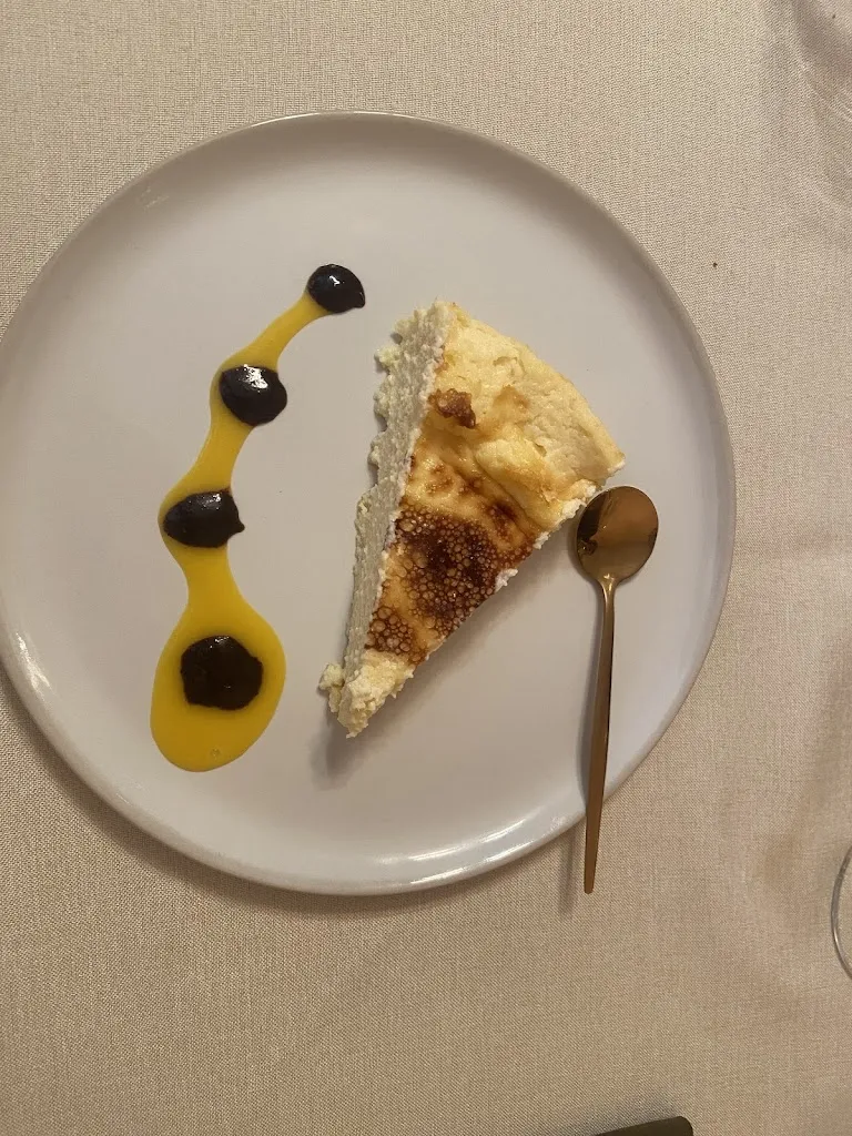 Yolanda Rodriguez_Restaurante Bar la Tasca_Carbonero el Mayor_review