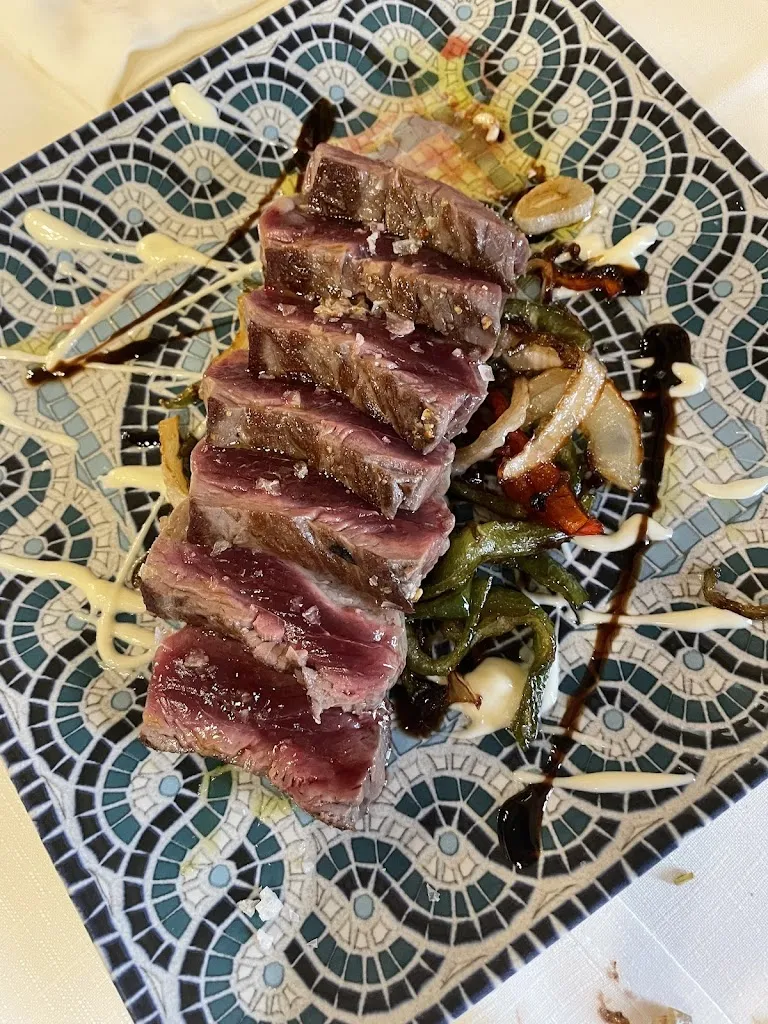 Mesón la Plaza_Carbonero el Mayor_slider_image_3