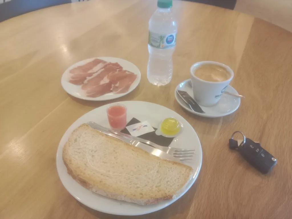 Menu_Área de Servicio El Soto. Restaurante y Alojamiento_Castillejo de Mesleón_image_5