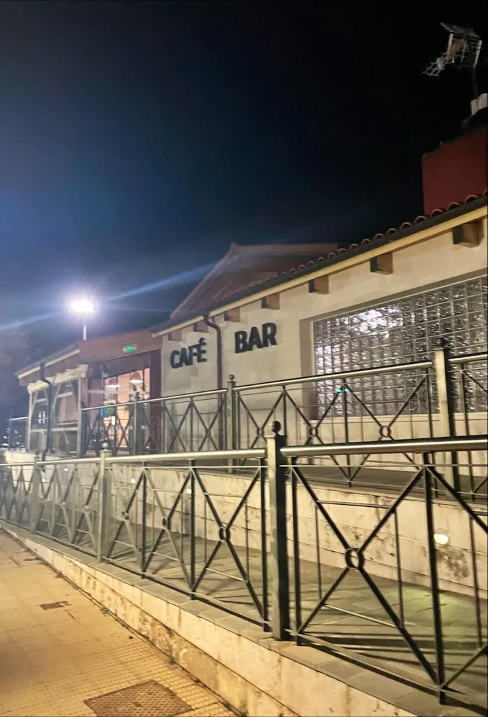 Sebastián H_Restaurante Buquerin_Castillejo de Mesleón_review