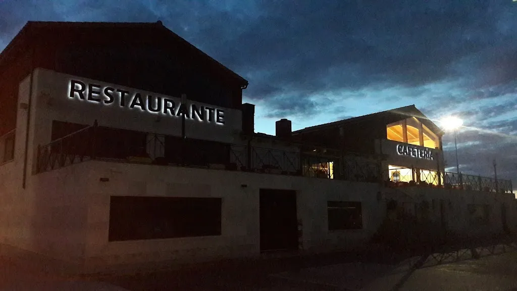 Restaurante Buquerin restaurant in Castillejo de Mesleón
