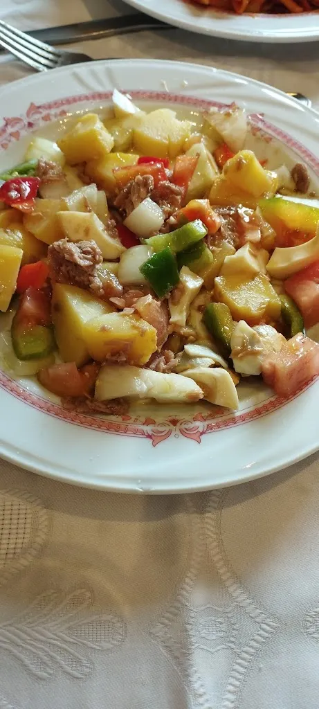 Menu_Restaurante Los Arcos_Castillejo de Mesleón_image_5