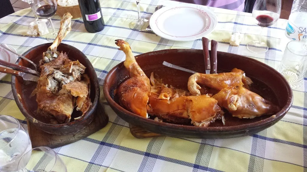 Menu_Restaurante Los Arcos_Castillejo de Mesleón_image_8