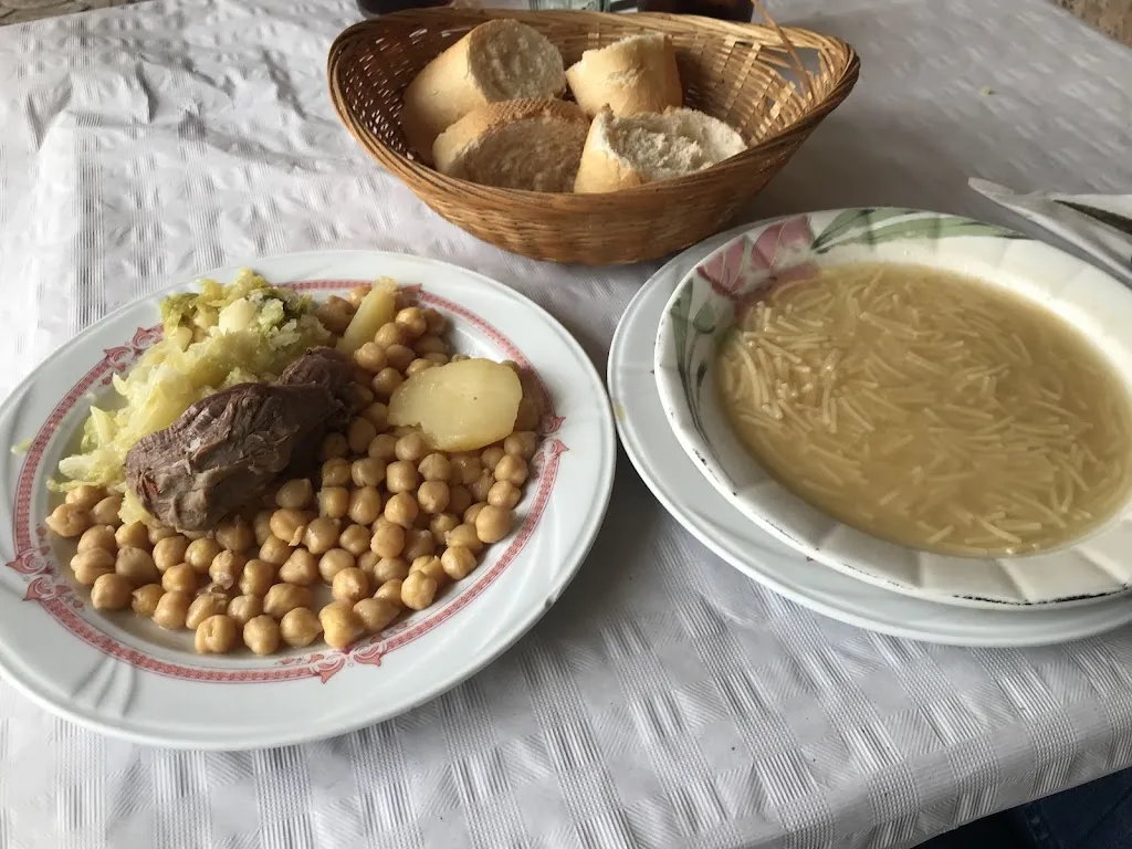 Carlos Cortés García_Restaurante Los Arcos_Castillejo de Mesleón_review