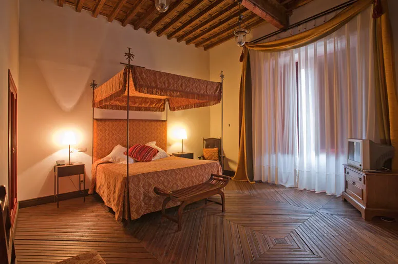 Rejadorada Palaca_Castro de Fuentidueña_slider_image_3