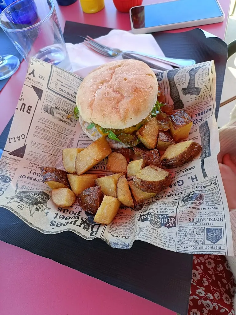 Maria_Bar-restaurante Los Pintos_Castroserracín_review