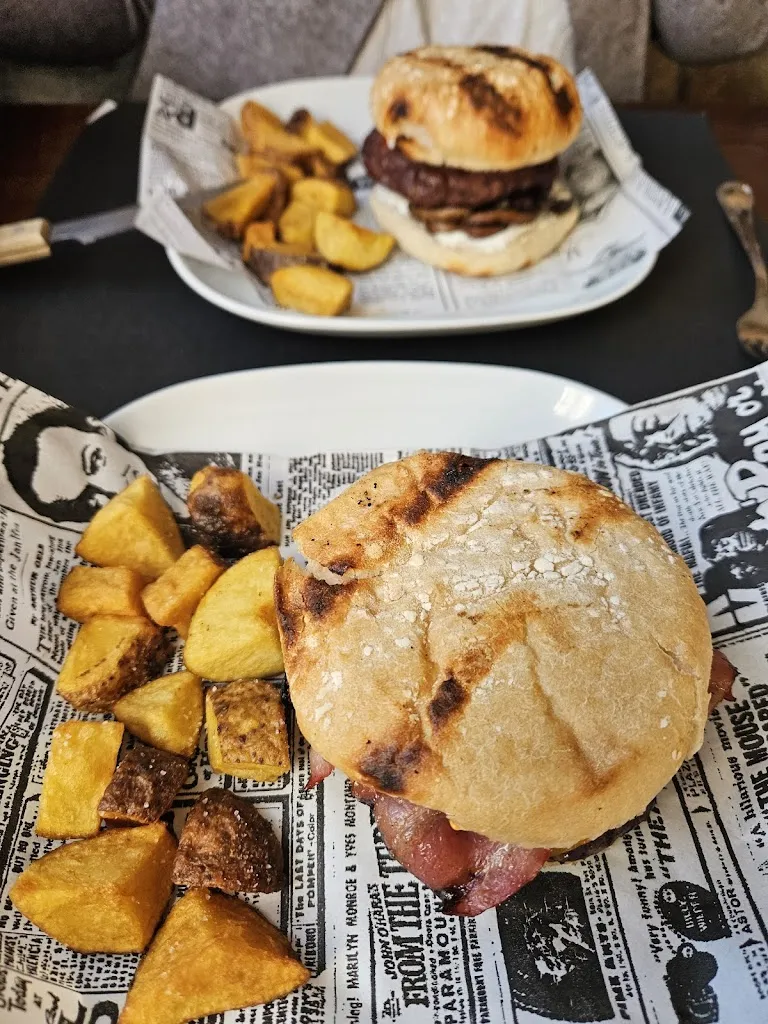 Bar-restaurante Los Pintos_Castroserracín_slider_image_3