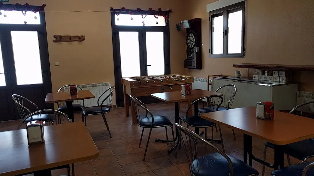 Bar ristorante a Cedillo de la Torre