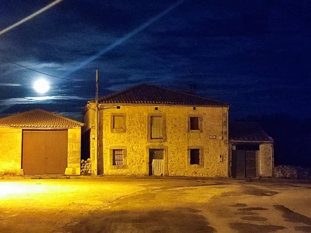 Bar_Cedillo de la Torre_slider_image_2