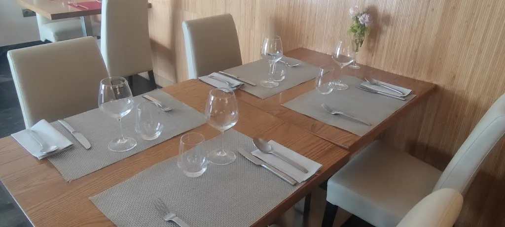 Dani's Bar_Chañe_slider_image_1