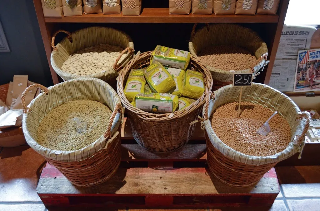 Auténticos CyL Tienda_Coca_slider_image_3