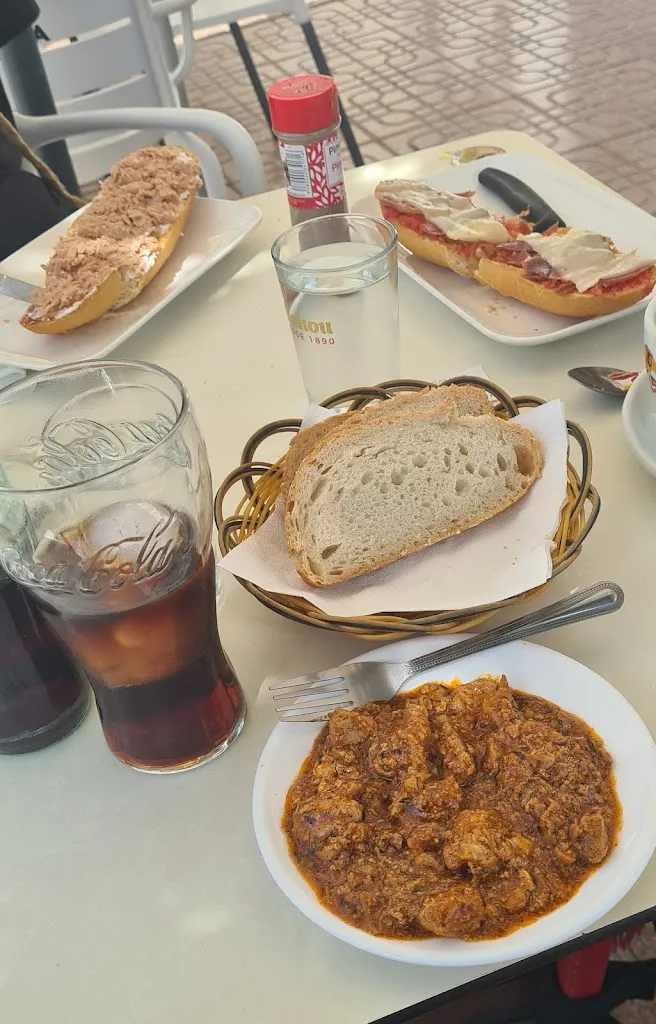 Alisha_Cafe Bar Triana_Albox_review