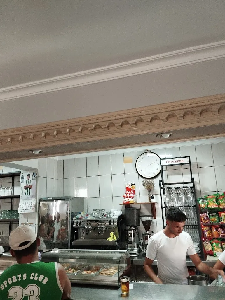 jesus Garcia_The Big Ball_Escarabajosa de Cabezas_recensione