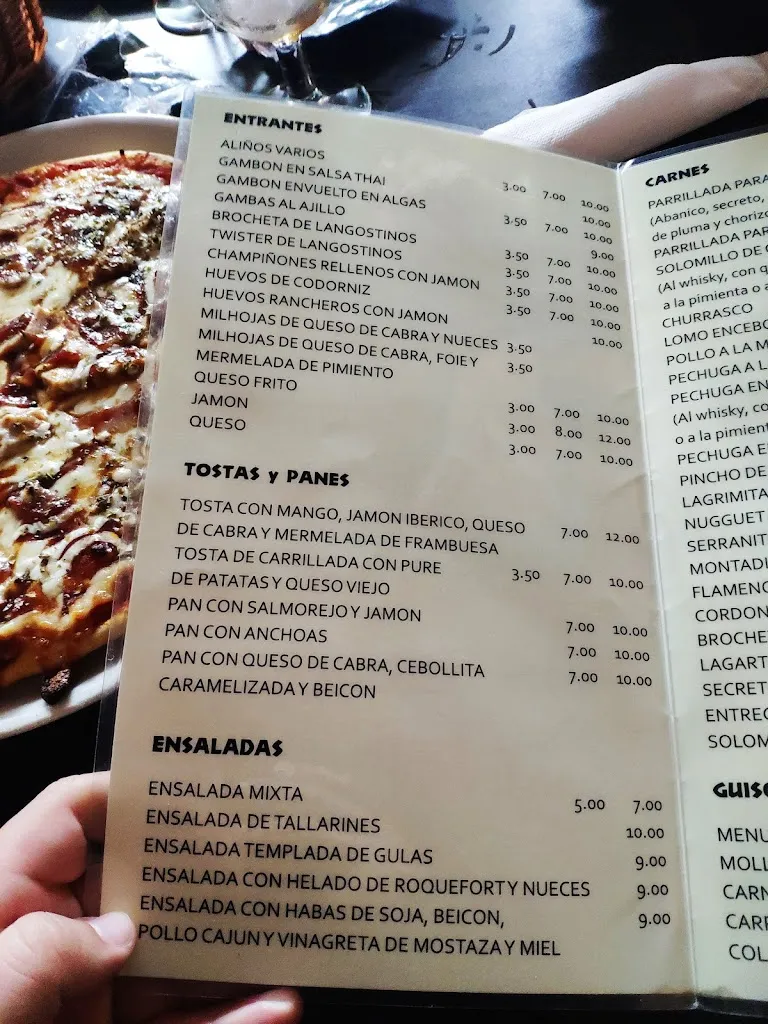 Menu_Bar Avenida Pizzeria_Escarabajosa de Cabezas_image_3