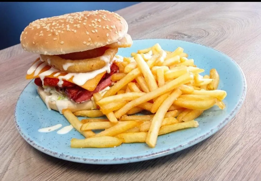 Pizzería Yellow Pizzas_Escarabajosa de Cabezas_slider_image_3